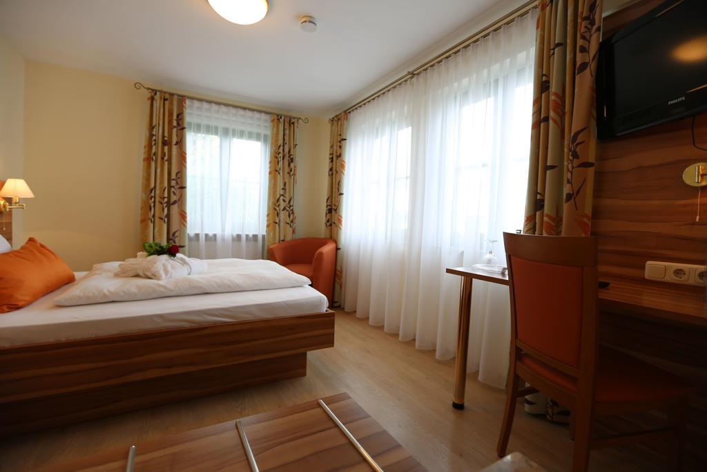 Landhotel Villa Moritz Garni Oberahr Экстерьер фото